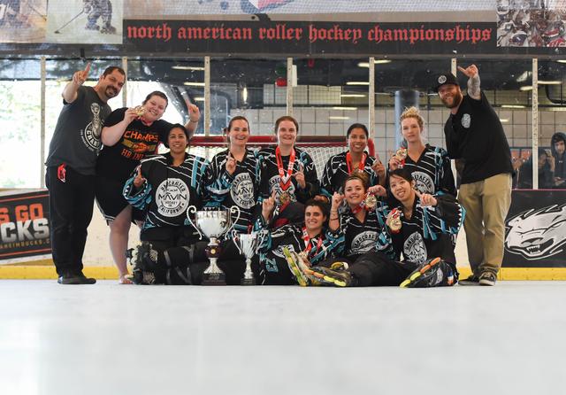 Women's Gold Champions - Mavin Mavericks